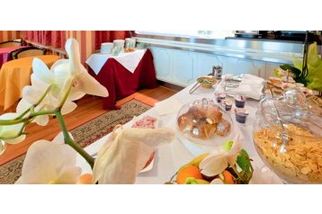 Italia Hotel Peschiera del Garda, Exterior